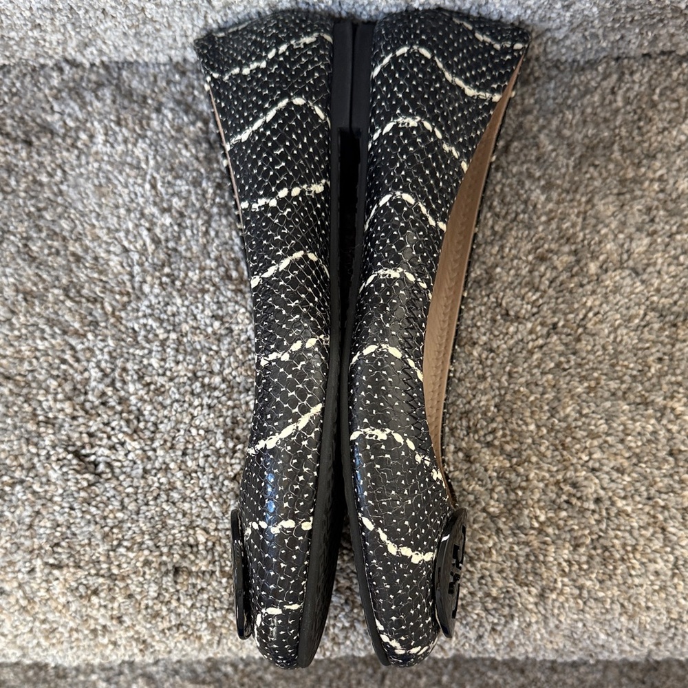 Tory Burch Black and White Snake Skin Patterned Leather Ballet Flats - Picture 7 of 8